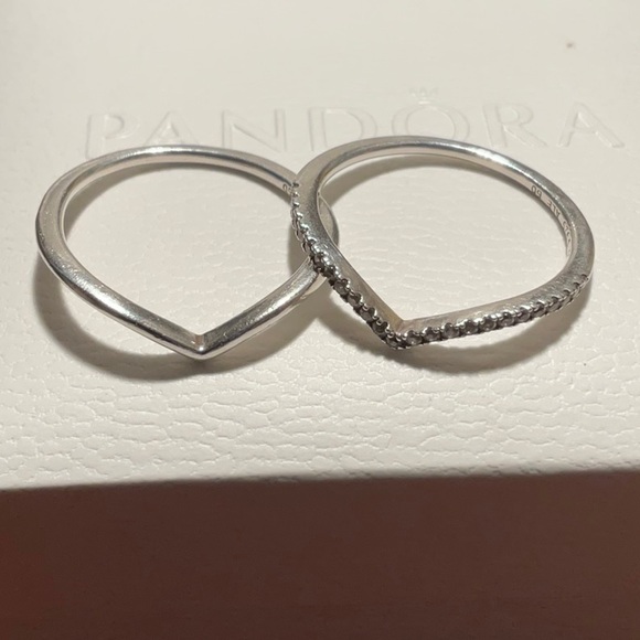 Two Pandora wishbone rings - Picture 1 of 7